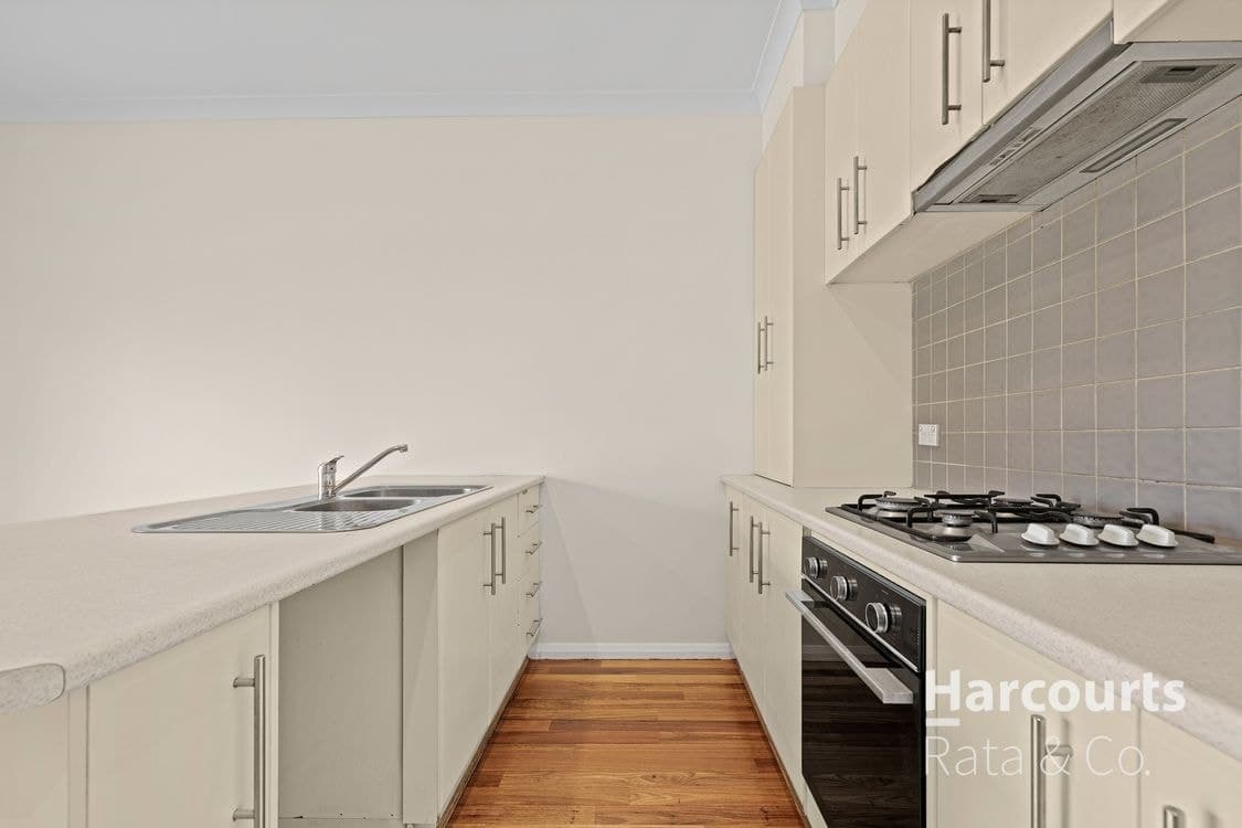 2/36 Wattlebird Crescent, Reservoir, VIC, 3073, Reservoir - Thumbnail 3