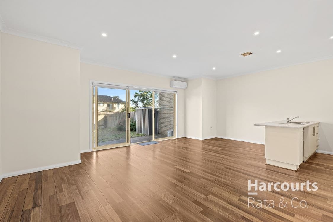 2/36 Wattlebird Crescent, Reservoir, VIC, 3073, Reservoir - Thumbnail 4