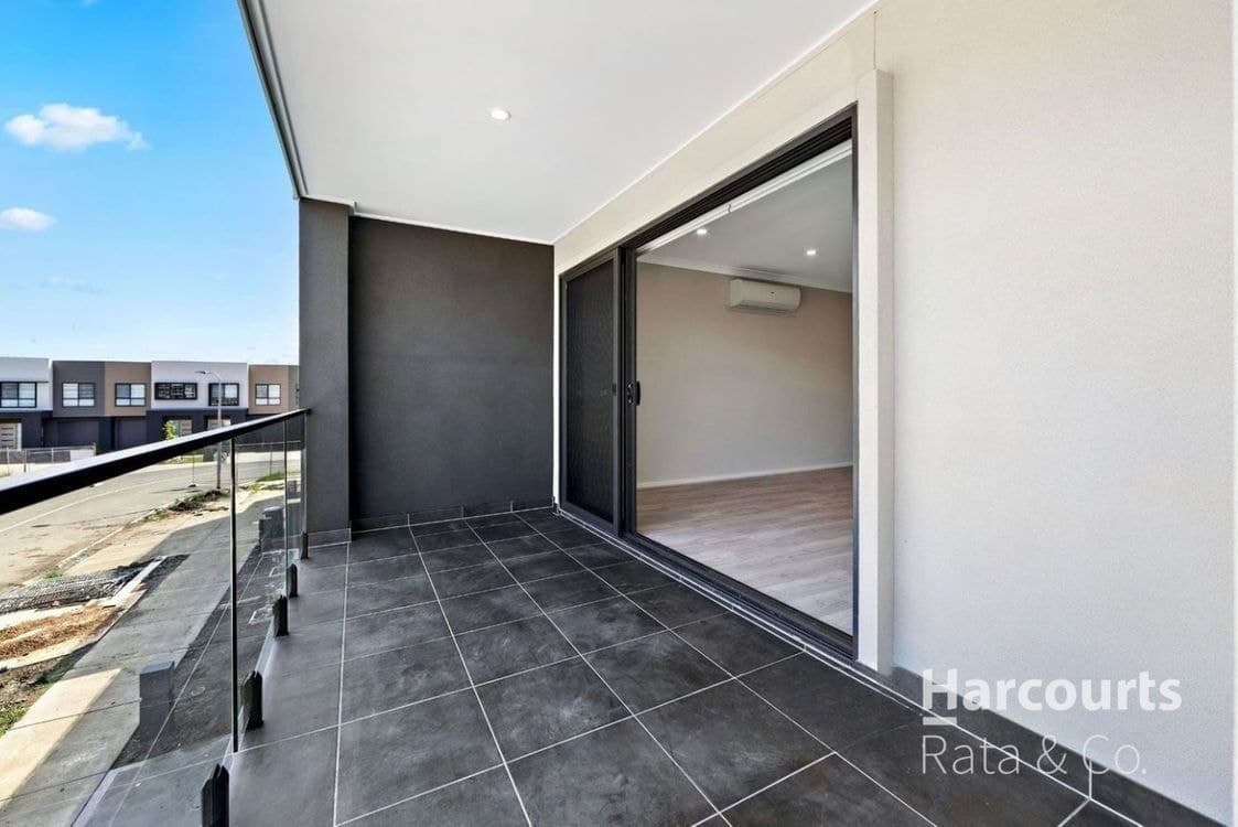 11 Snowflake Crescent, South Morang, VIC 3752, South Morang - Thumbnail 6