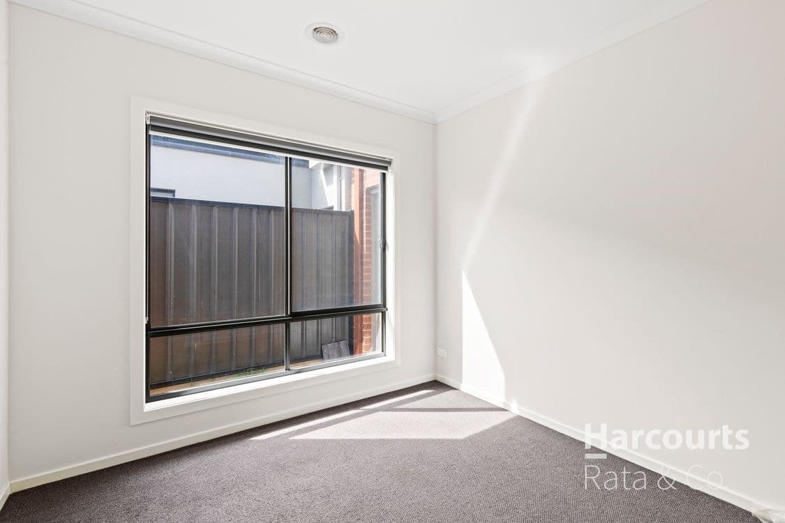 33 Tucholsky Drive, Kalkallo, VIC, 3064, Kalkallo - Thumbnail 4