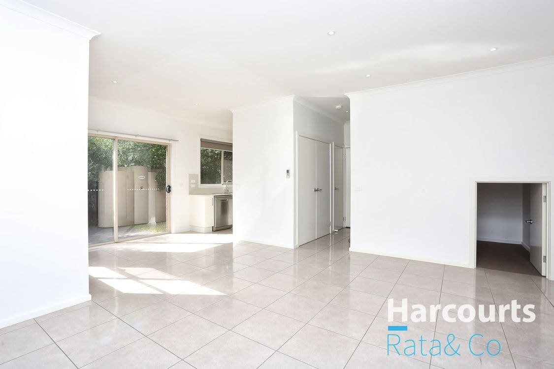 2/27 Cyprus Street, Lalor, VIC, 3075, Lalor - Thumbnail 3
