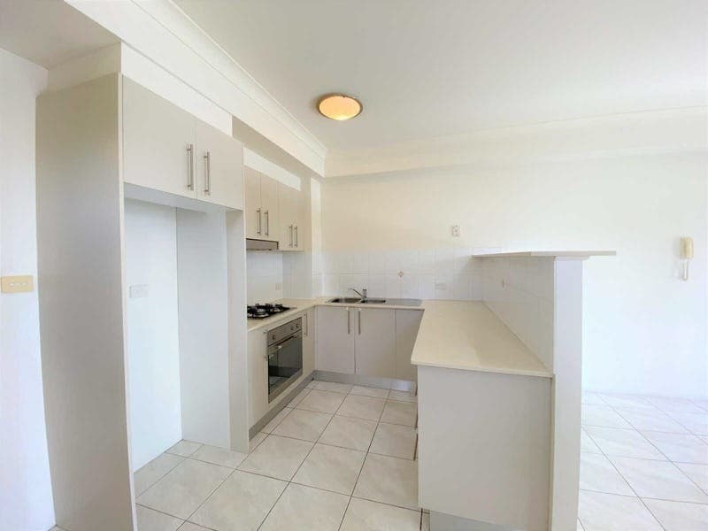 11/7-9 Short St, Wentworthville - Thumbnail 2