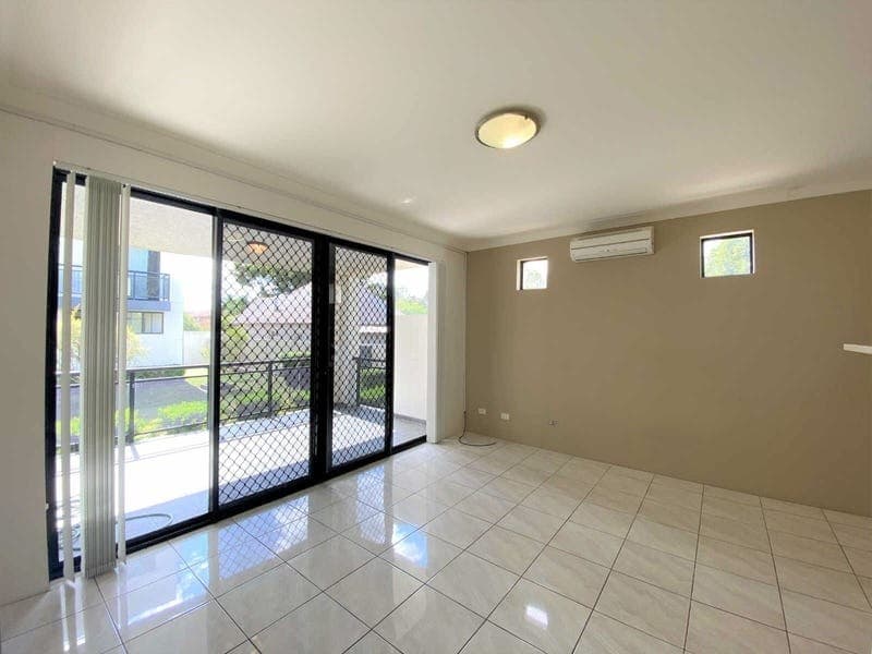 11/7-9 Short St, Wentworthville - Thumbnail 4