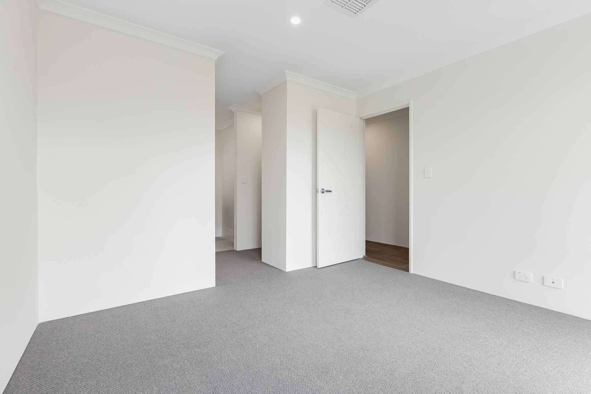 11 Coronation Way, Eglinton - Thumbnail 3