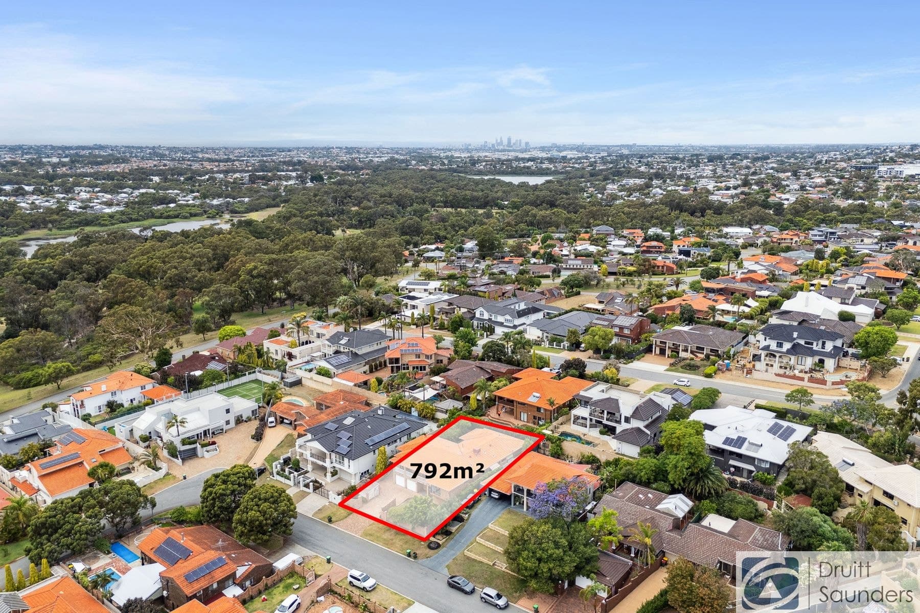 19 Maynard Way, Karrinyup WA 6018, Karrinyup - Thumbnail 2