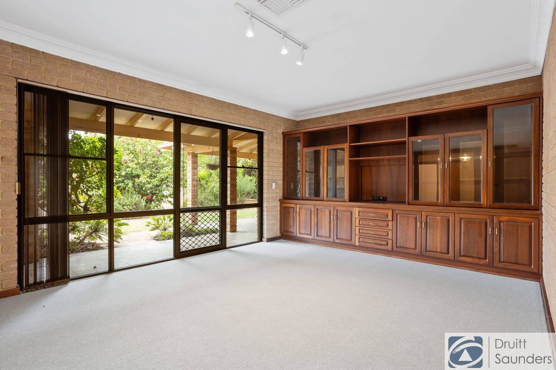 19 Maynard Way, Karrinyup WA 6018, Karrinyup - Thumbnail 5