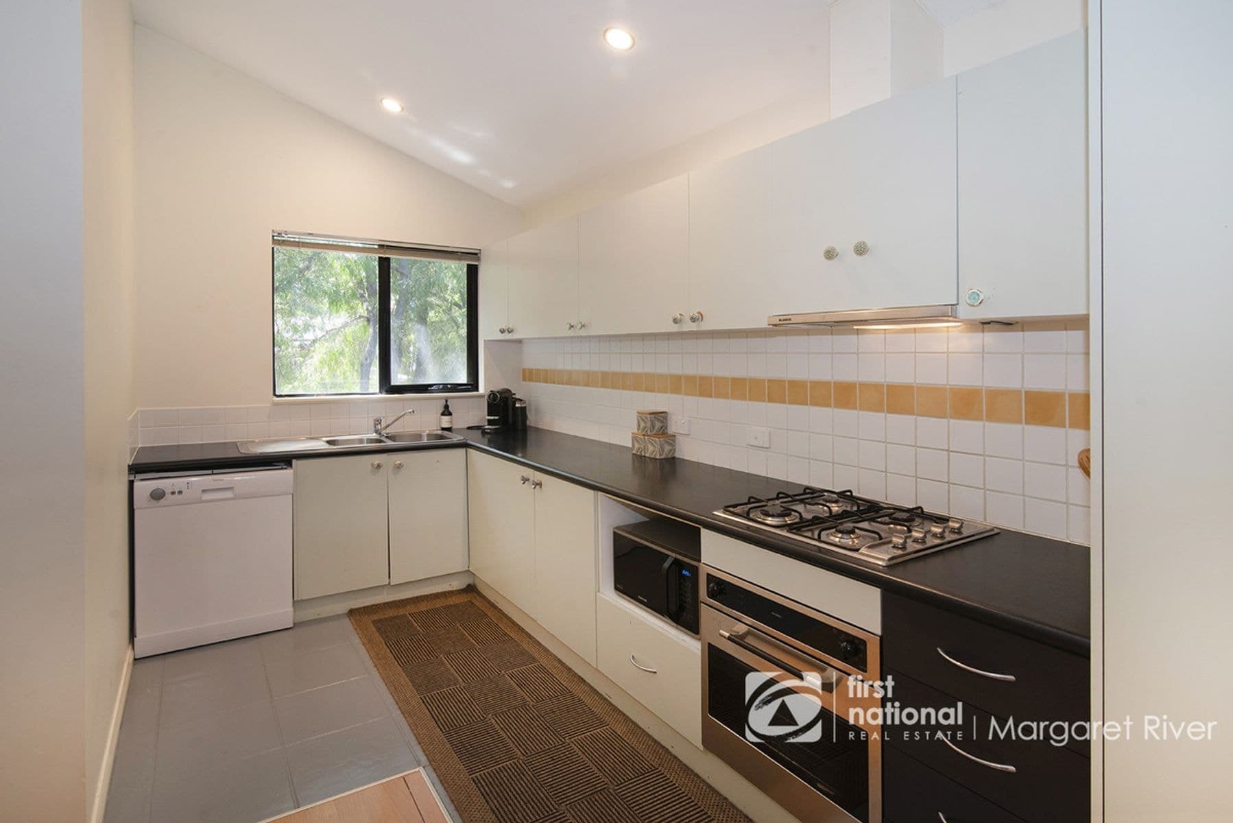 117/96 Bussell Highway, Margaret River WA 6285, Margaret River - Thumbnail 4