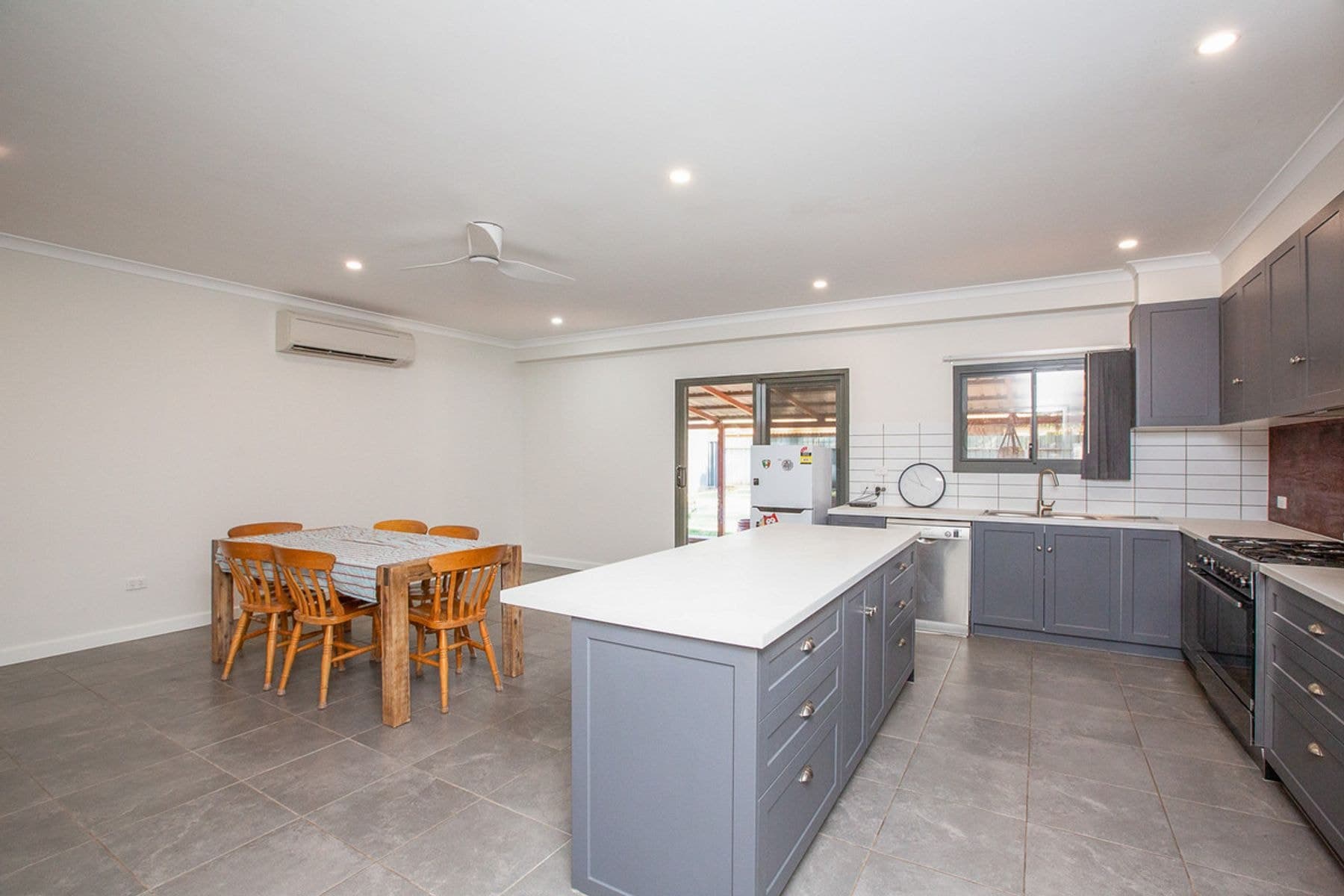 18 Curlew Crescent, South Hedland WA 6722, South Hedland - Thumbnail 7