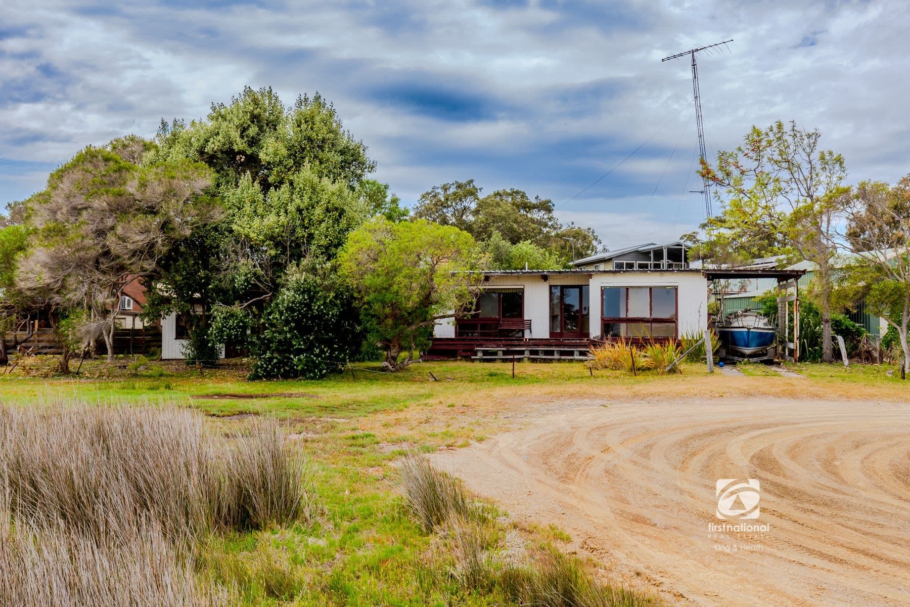 41 Second Avenue, Raymond Island VIC 3880, Raymond Island - Image 1