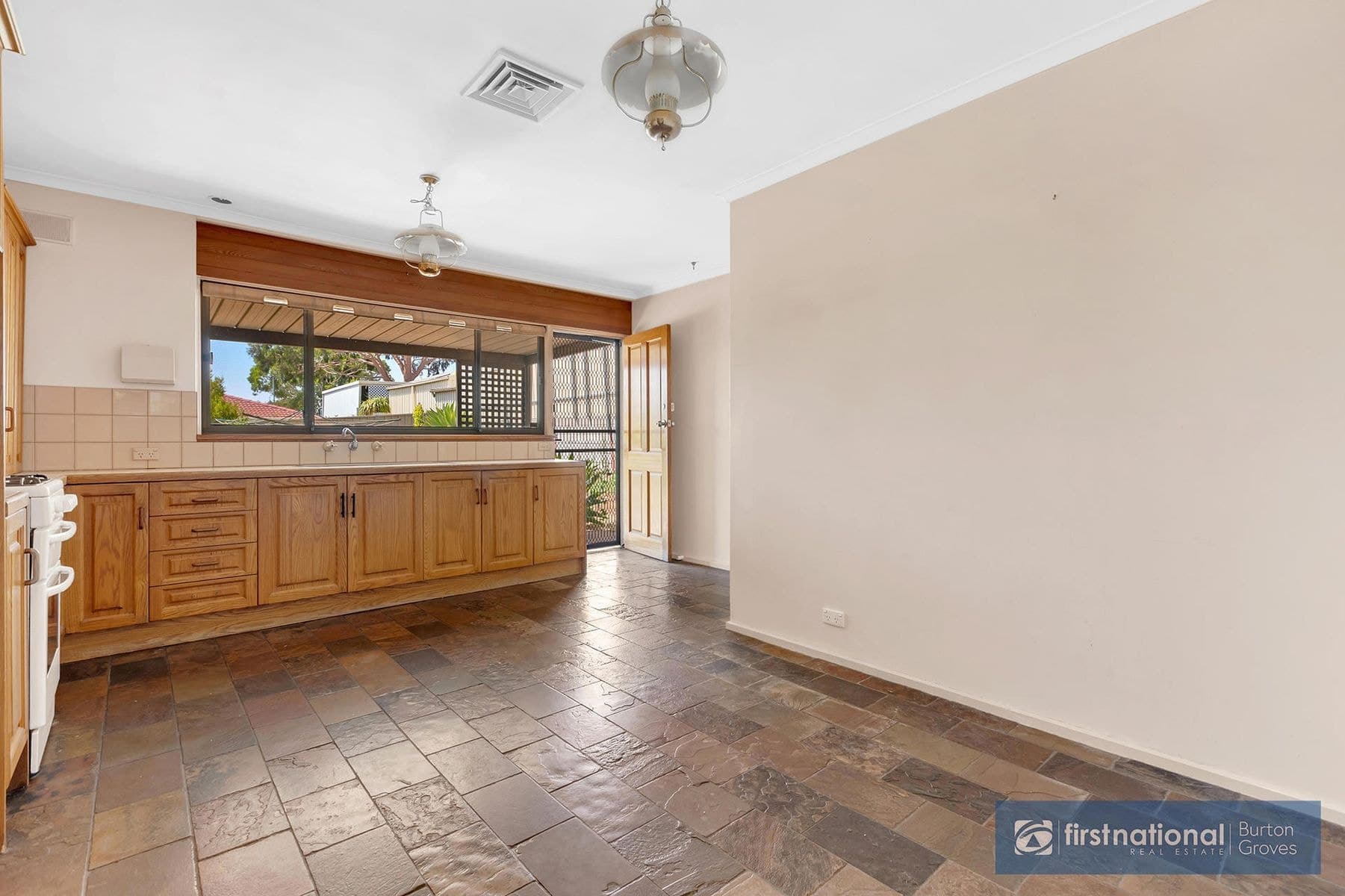 284 Grenfell Road, Surrey Downs SA 5126, Surrey Downs - Thumbnail 4