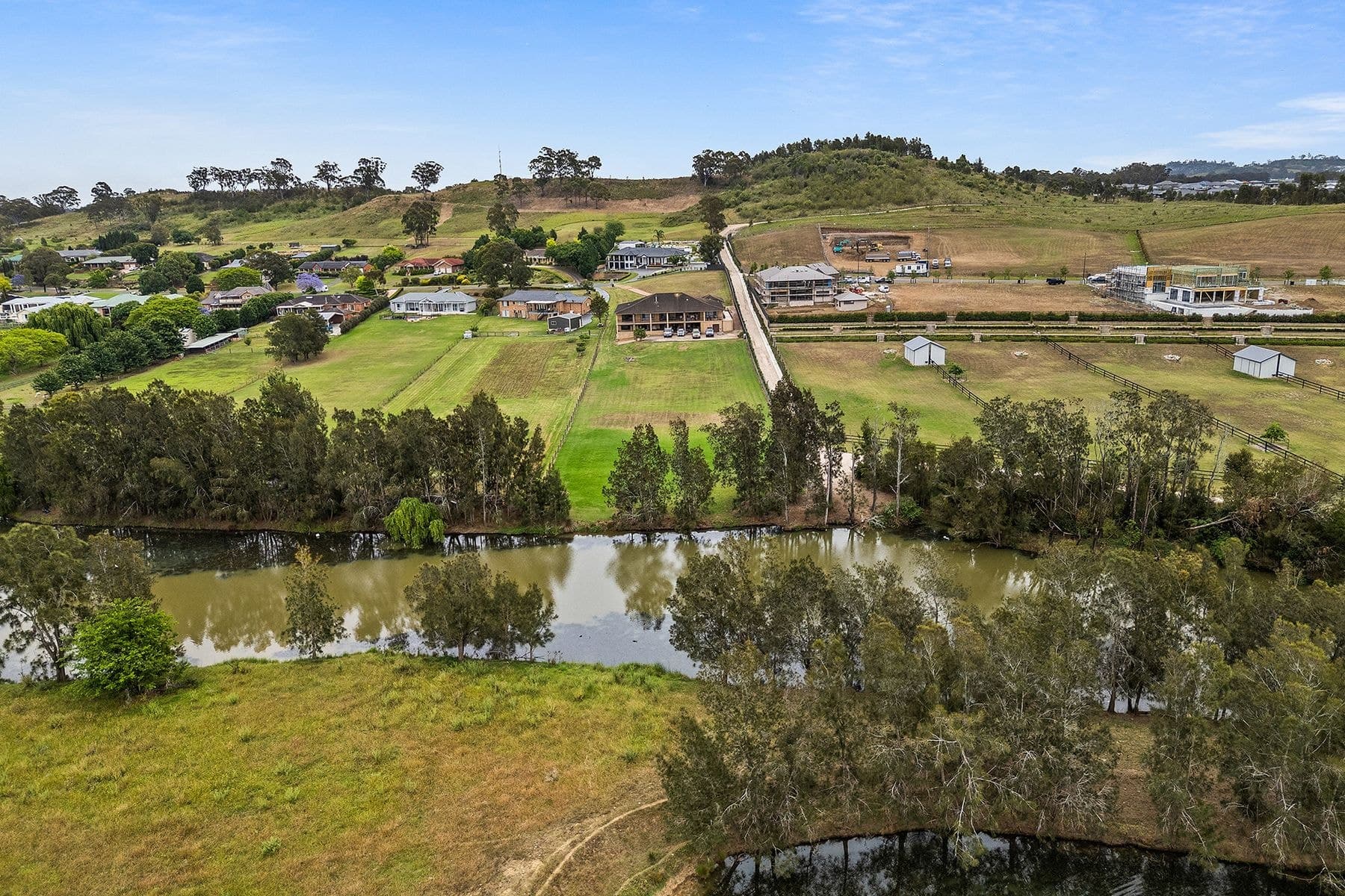 48 The Outlook, Kirkham NSW 2570, Kirkham - Thumbnail 2