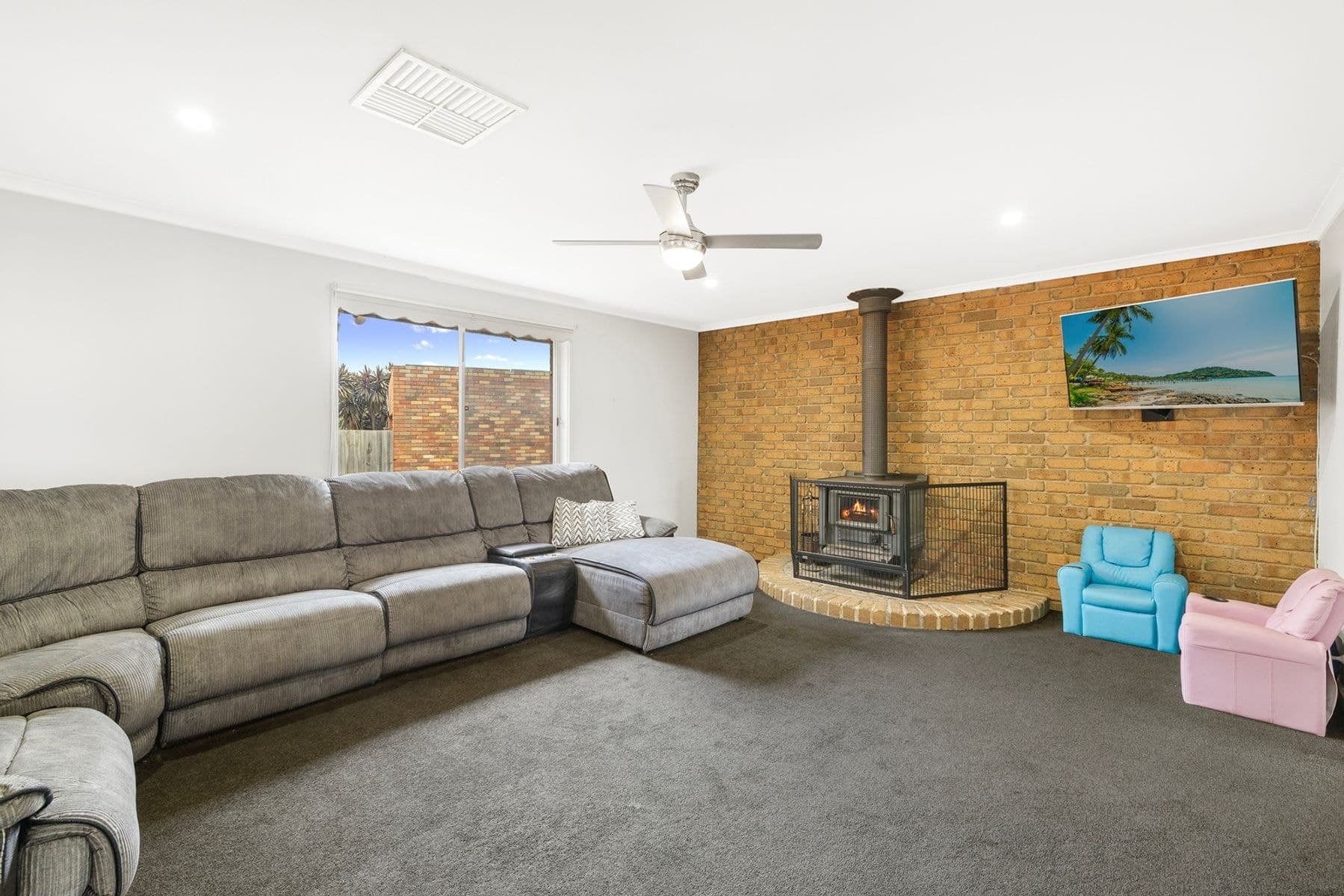 3 Snow Court, Darley VIC 3340, Darley - Thumbnail 3