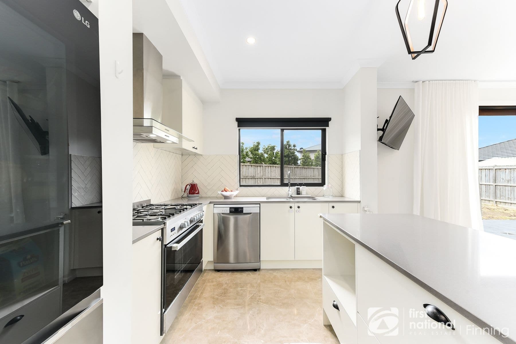 15 Pelham Drive, Clyde VIC 3978, Clyde - Thumbnail 7