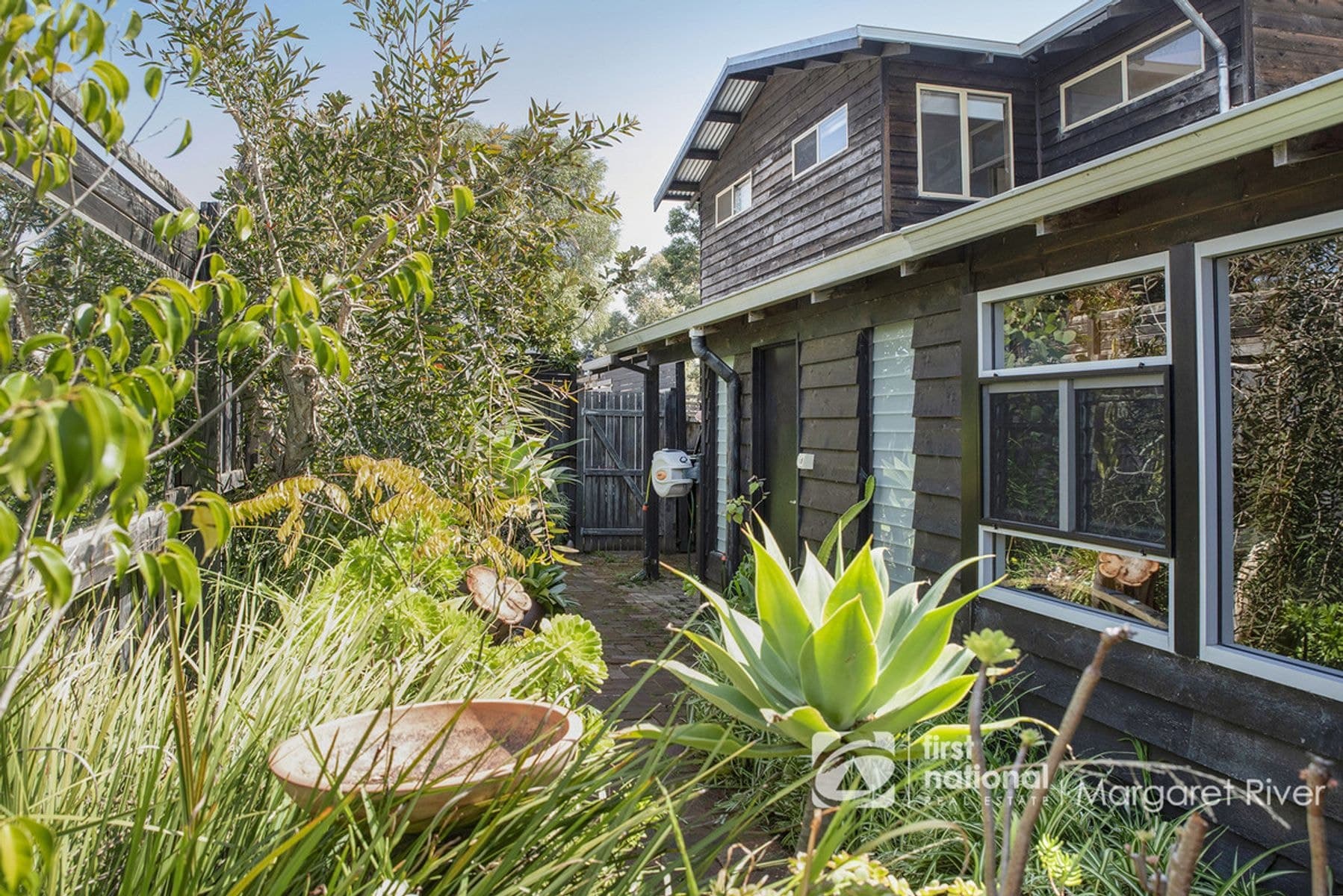 1/45 Tunbridge Street, Margaret River WA 6285, Margaret River - Thumbnail 8
