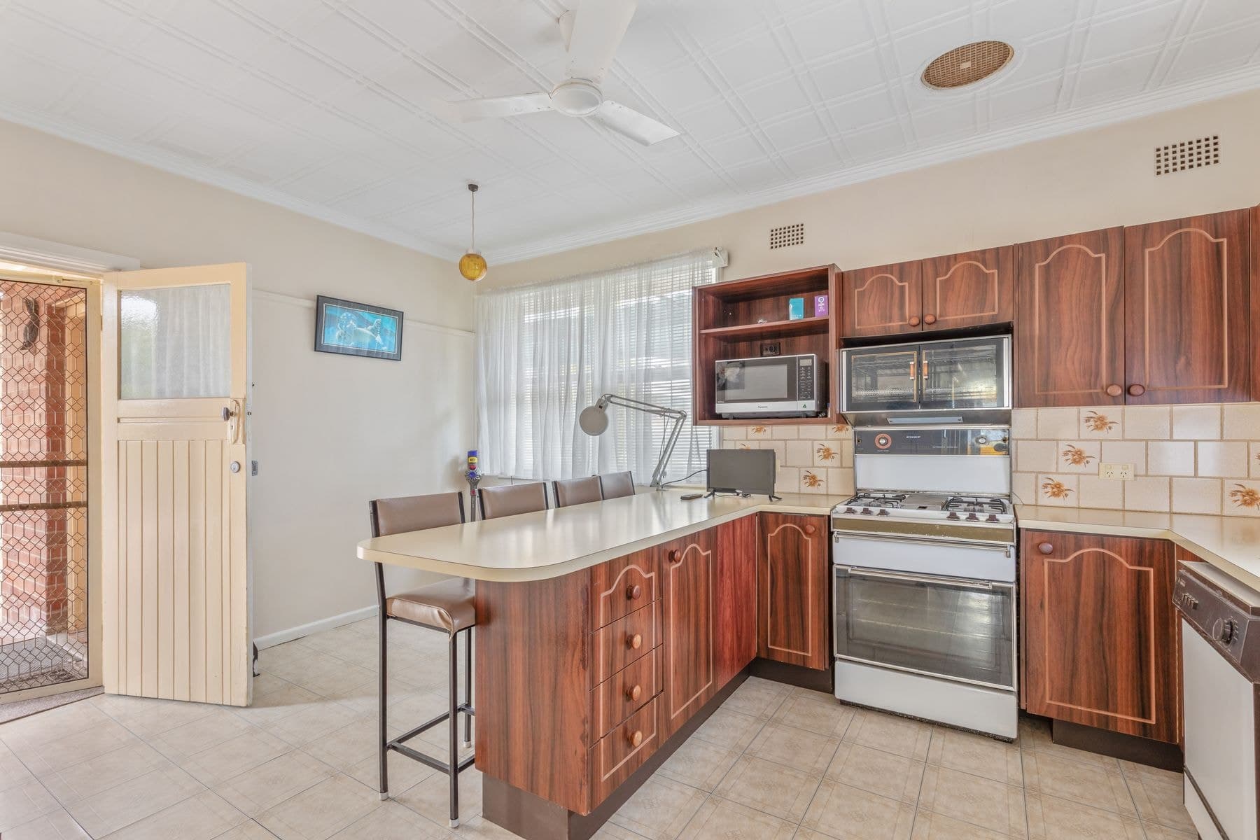 38 Kelly Crescent, West Bathurst NSW 2795, West Bathurst - Thumbnail 7