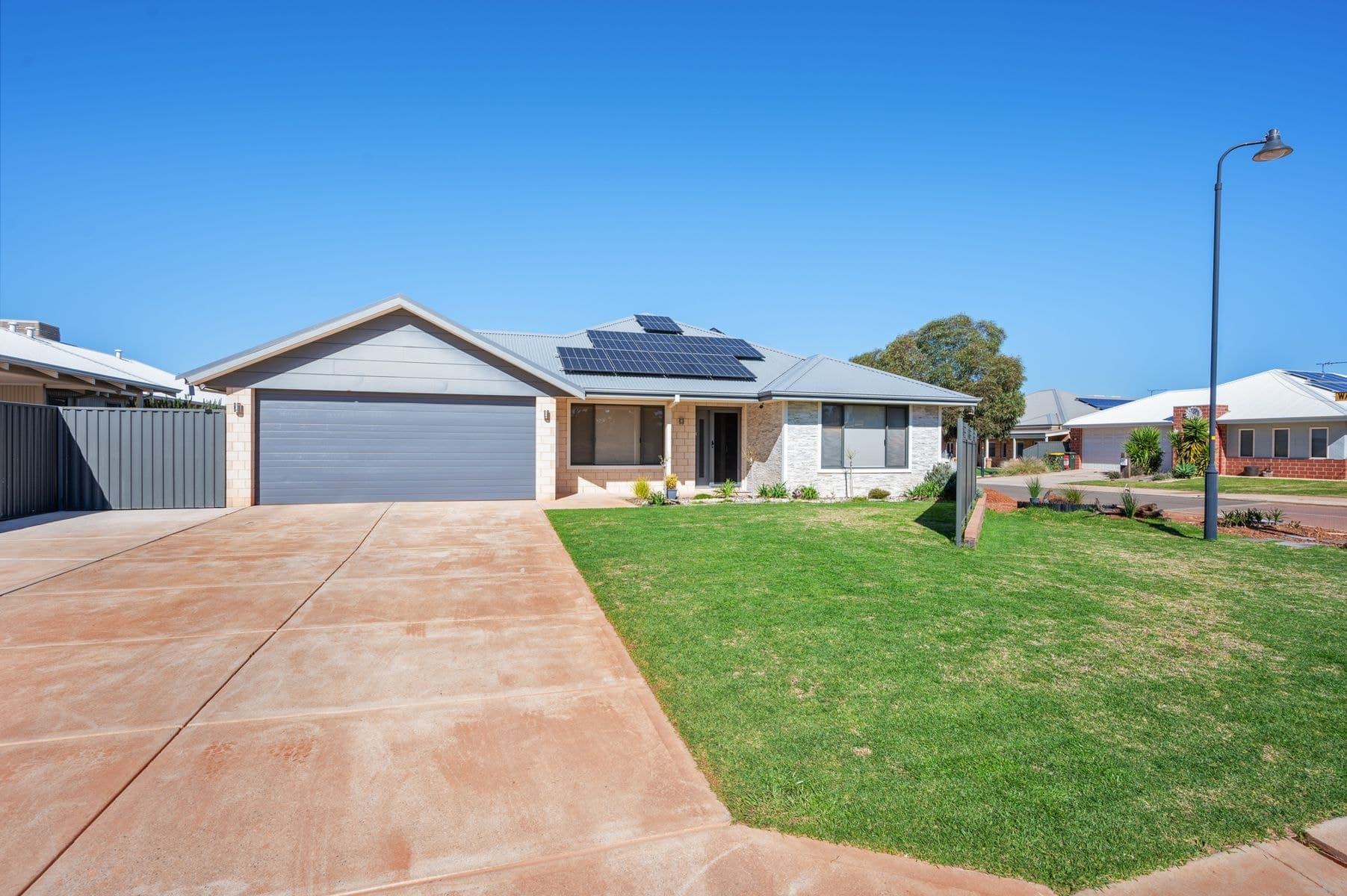 14 Kakarla Avenue, Karlkurla WA 6430, Karlkurla - Image 1