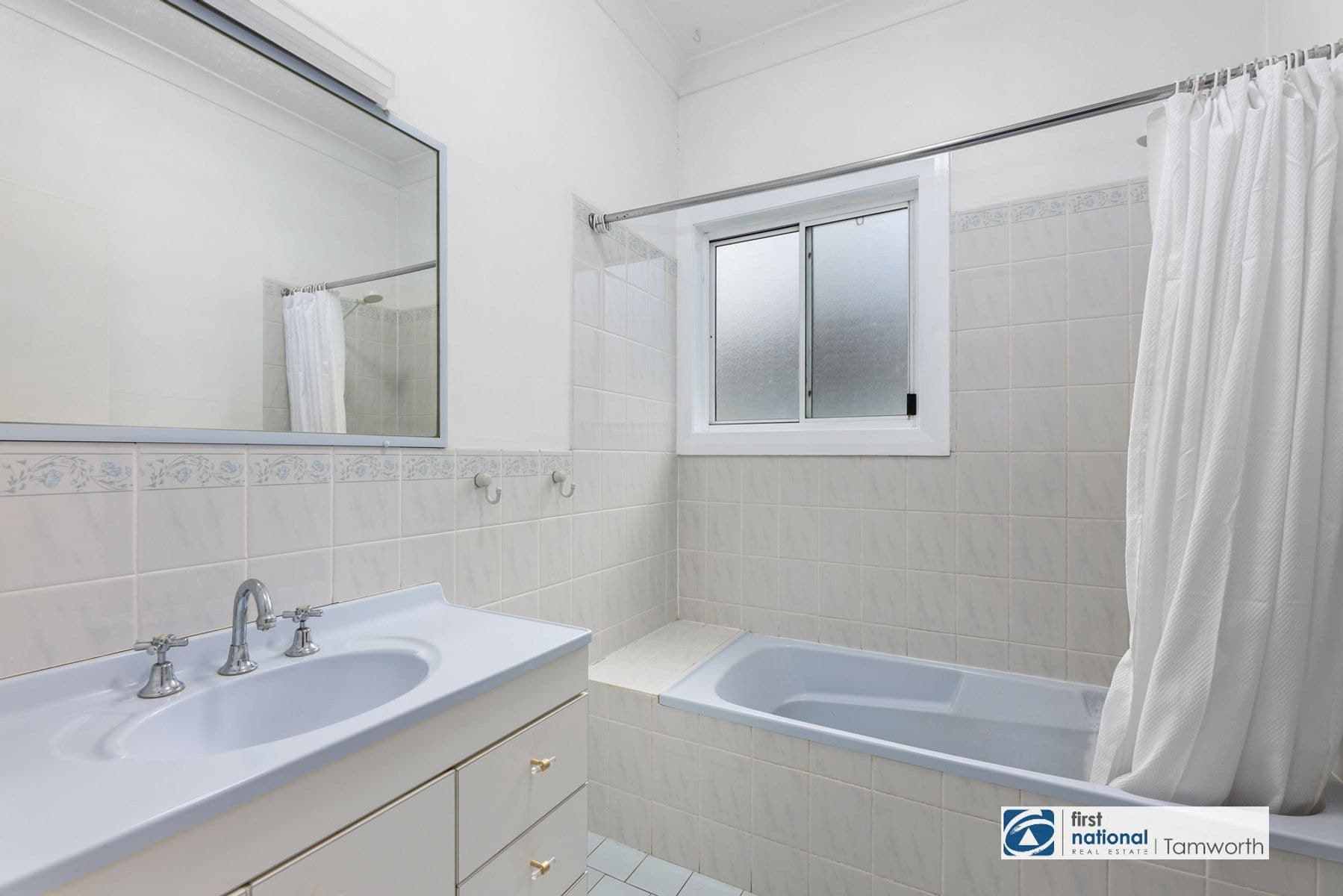 27 Hyman Street, Tamworth NSW 2340, Tamworth - Thumbnail 5