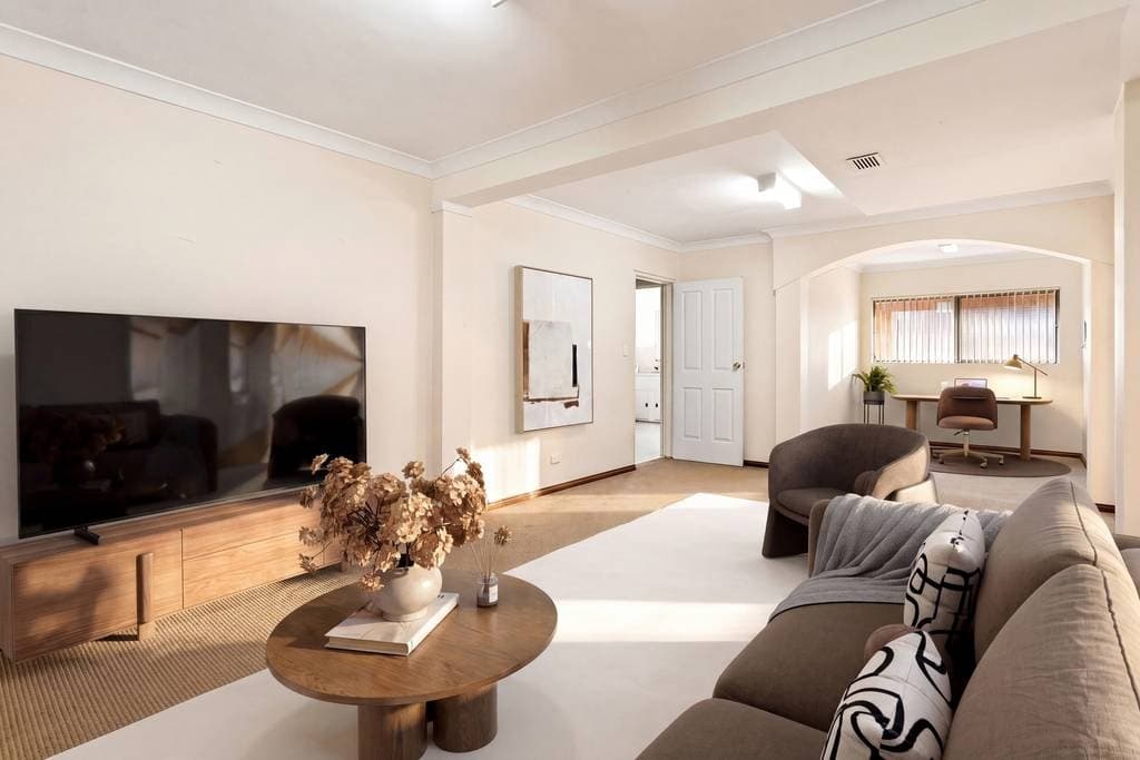 2/2 Staff Road, Cordeaux Heights - Thumbnail 3