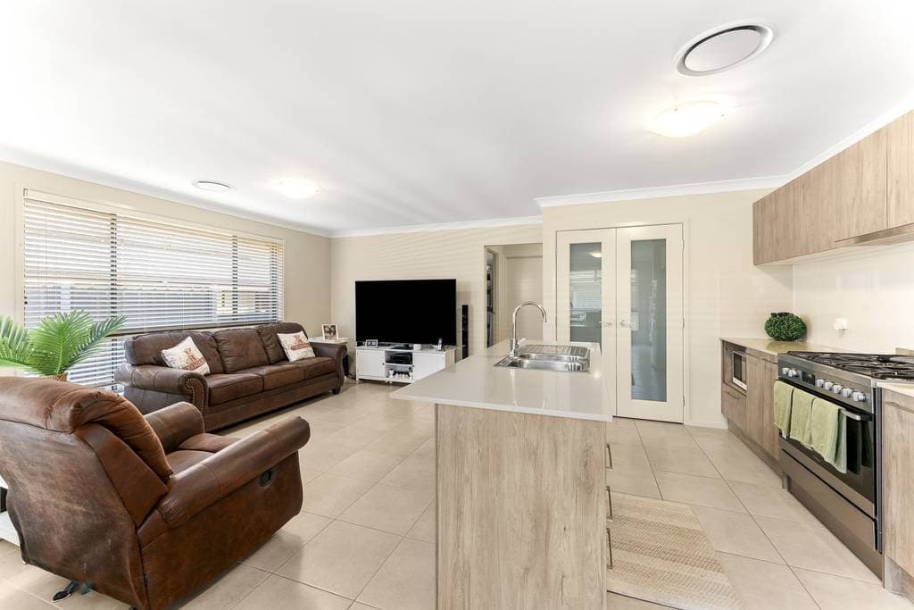 4 Clover Lane, Woongarrah - Thumbnail 4
