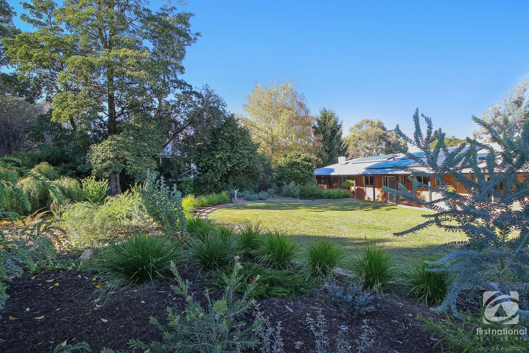 29 Beaumont Drive, Beechworth VIC 3747, Beechworth - Thumbnail 2