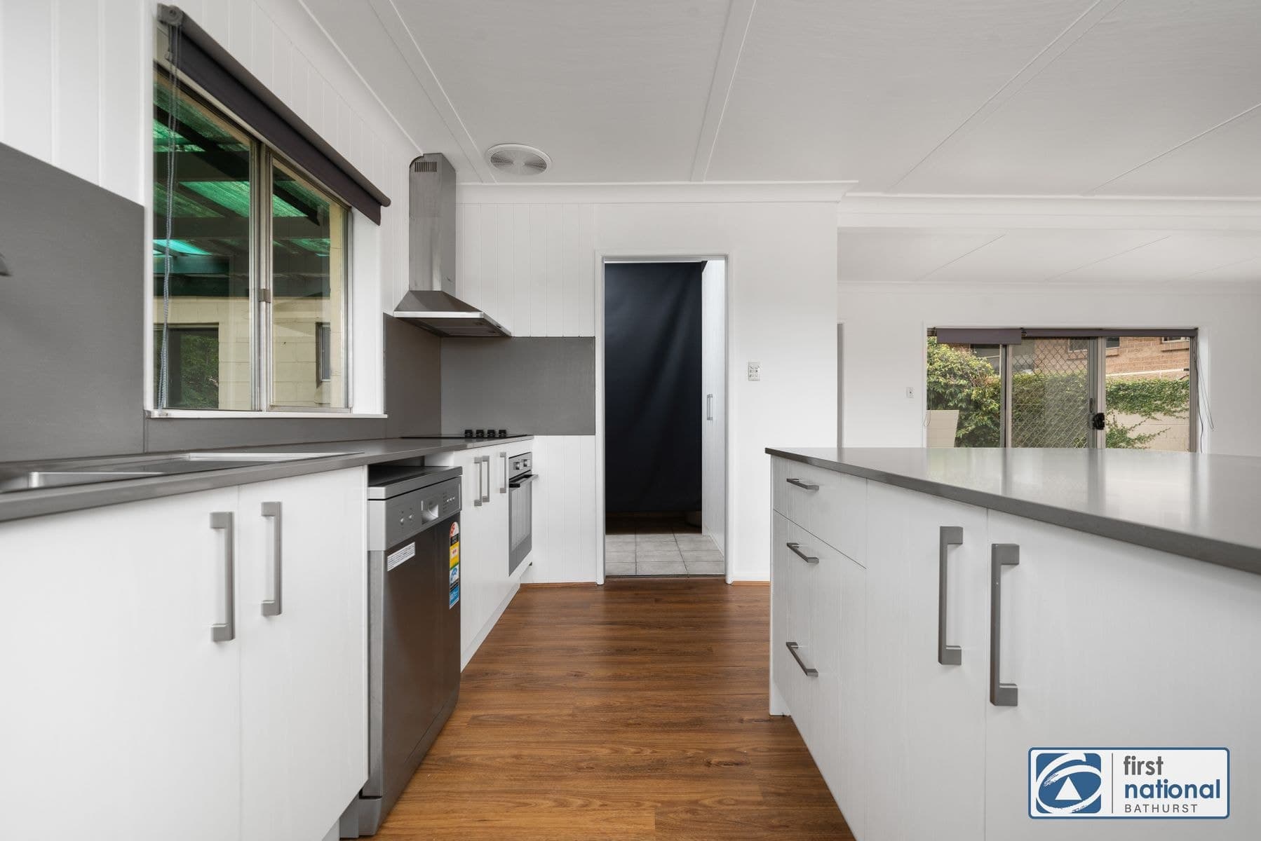 42 Boyd Street, Bathurst NSW 2795, Bathurst - Image 1