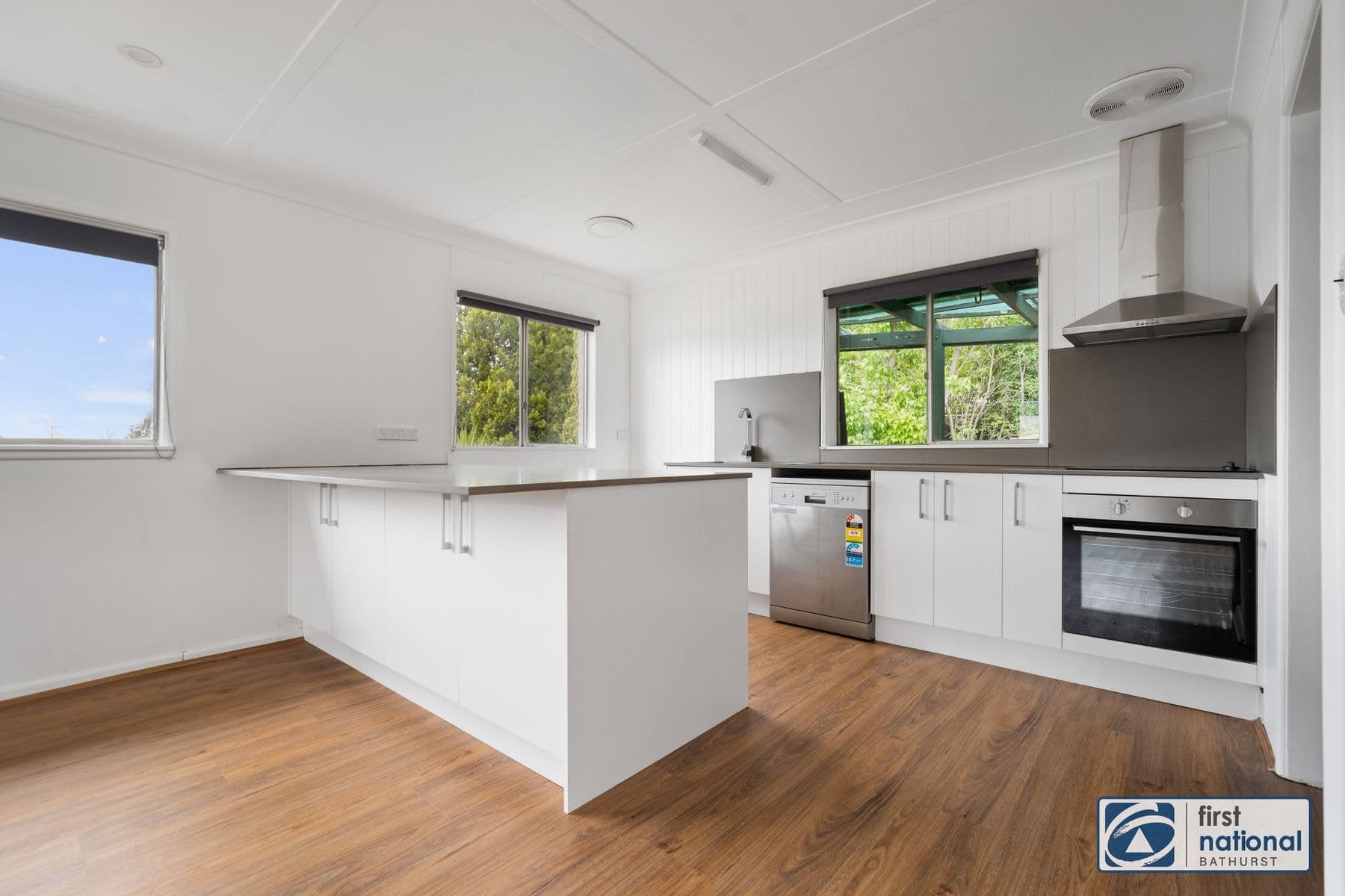 42 Boyd Street, Bathurst NSW 2795, Bathurst - Thumbnail 2