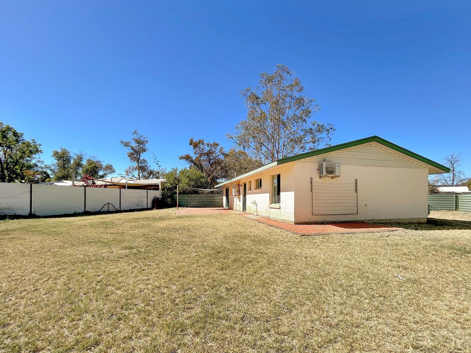 15 Bougainvilia Avenue, East Side NT 0870, East Side - Thumbnail 2