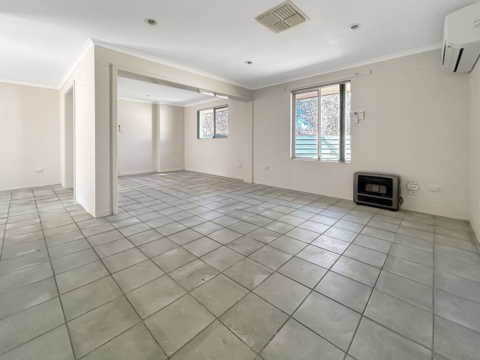 15 Bougainvilia Avenue, East Side NT 0870, East Side - Thumbnail 3