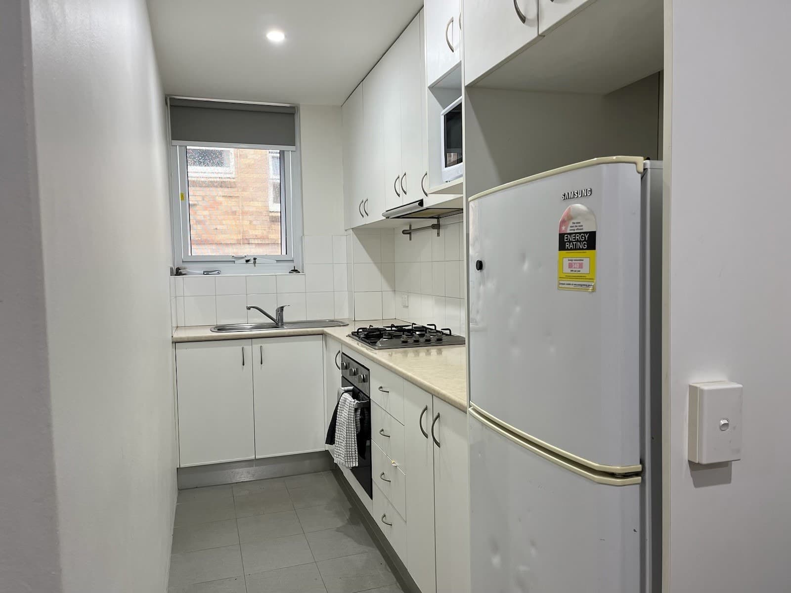 16/16 Moore Road, Freshwater - Thumbnail 4