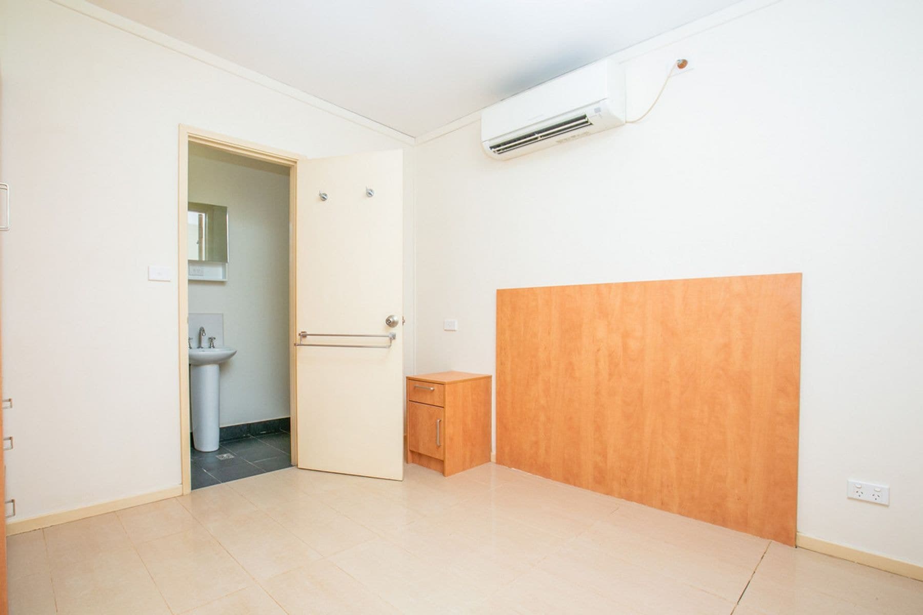 2 Sturt Place, South Hedland WA 6722, South Hedland - Thumbnail 7