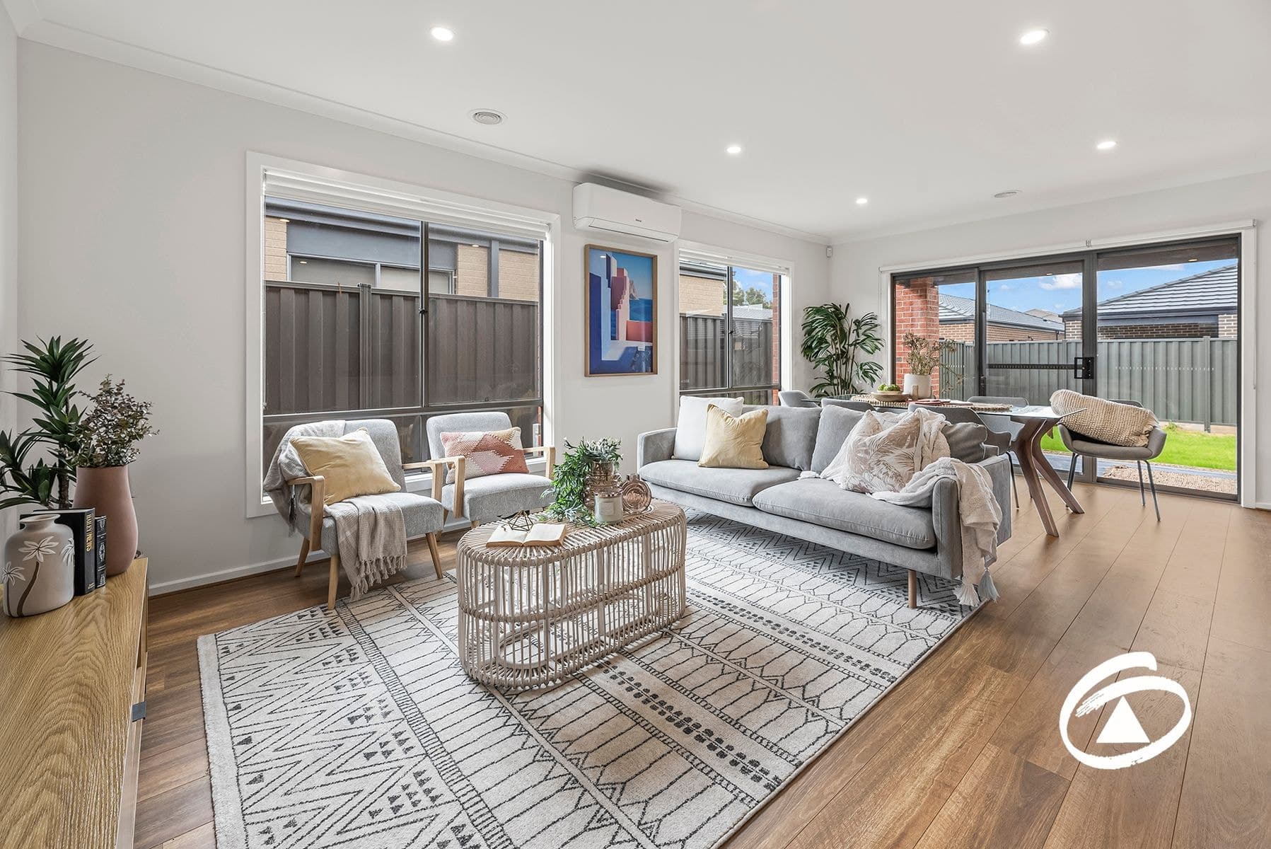 8 Kirkwood Road, Pakenham VIC 3810, Pakenham - Thumbnail 6
