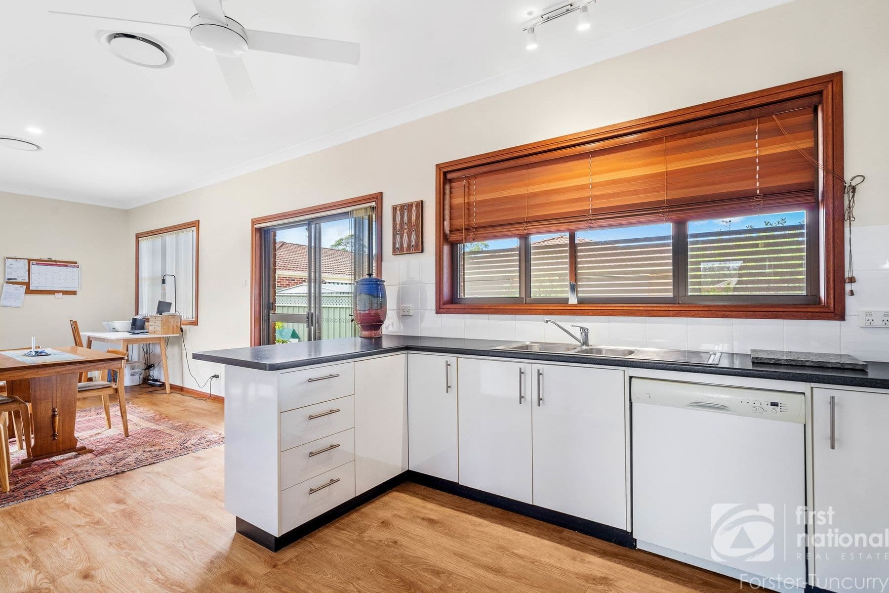 20 Palmway Crescent, Tuncurry, NSW 2428, Tuncurry - Thumbnail 7
