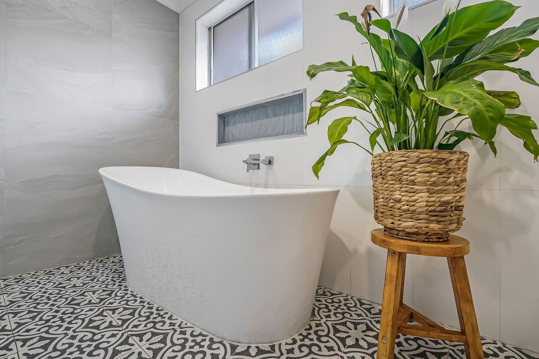 1 Una Avenue, Charmhaven, NSW 2263, Charmhaven - Thumbnail 4