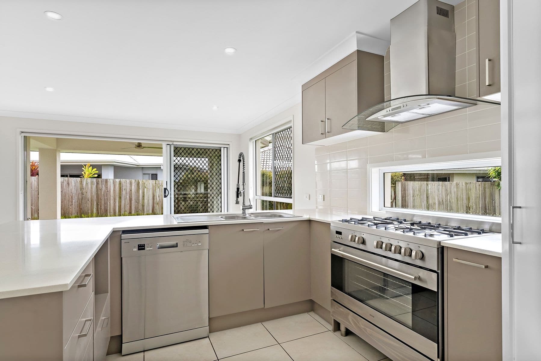 3 Bayou Street, Birtinya QLD 4575, Birtinya - Thumbnail 3