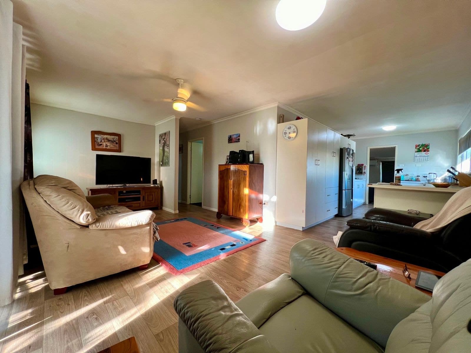 28 Condamine Street, Miles QLD 4415, Miles - Thumbnail 5
