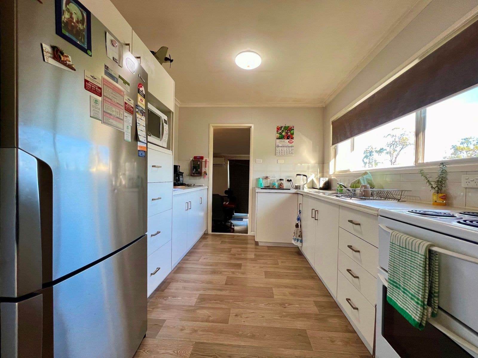 28 Condamine Street, Miles QLD 4415, Miles - Thumbnail 7