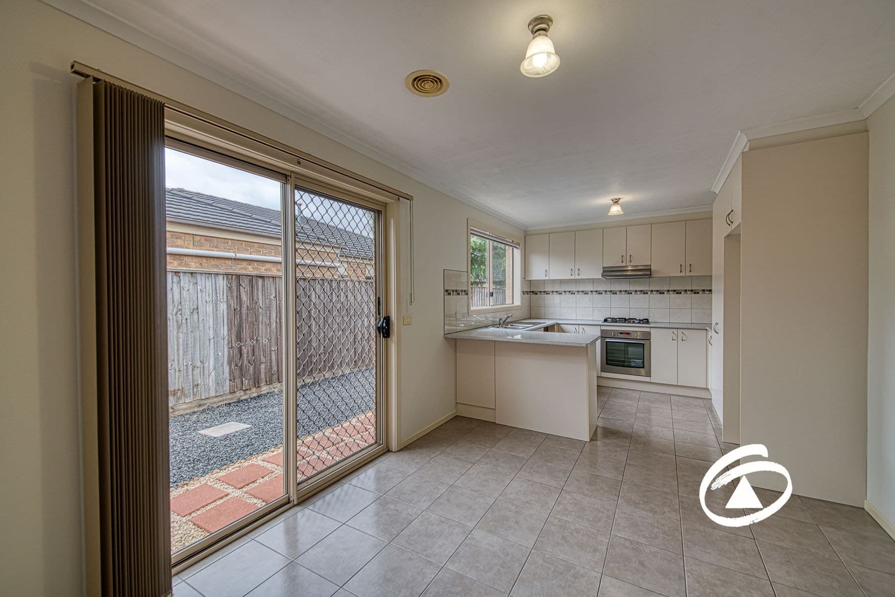 13 Olivia Court, Pakenham VIC 3810, Pakenham - Thumbnail 3