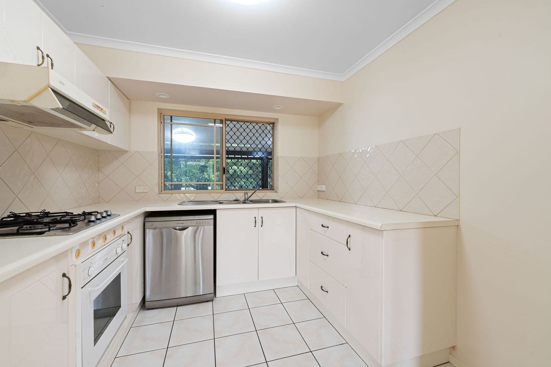 1/125 Tate Road, Tolga QLD 4882, Tolga - Thumbnail 4