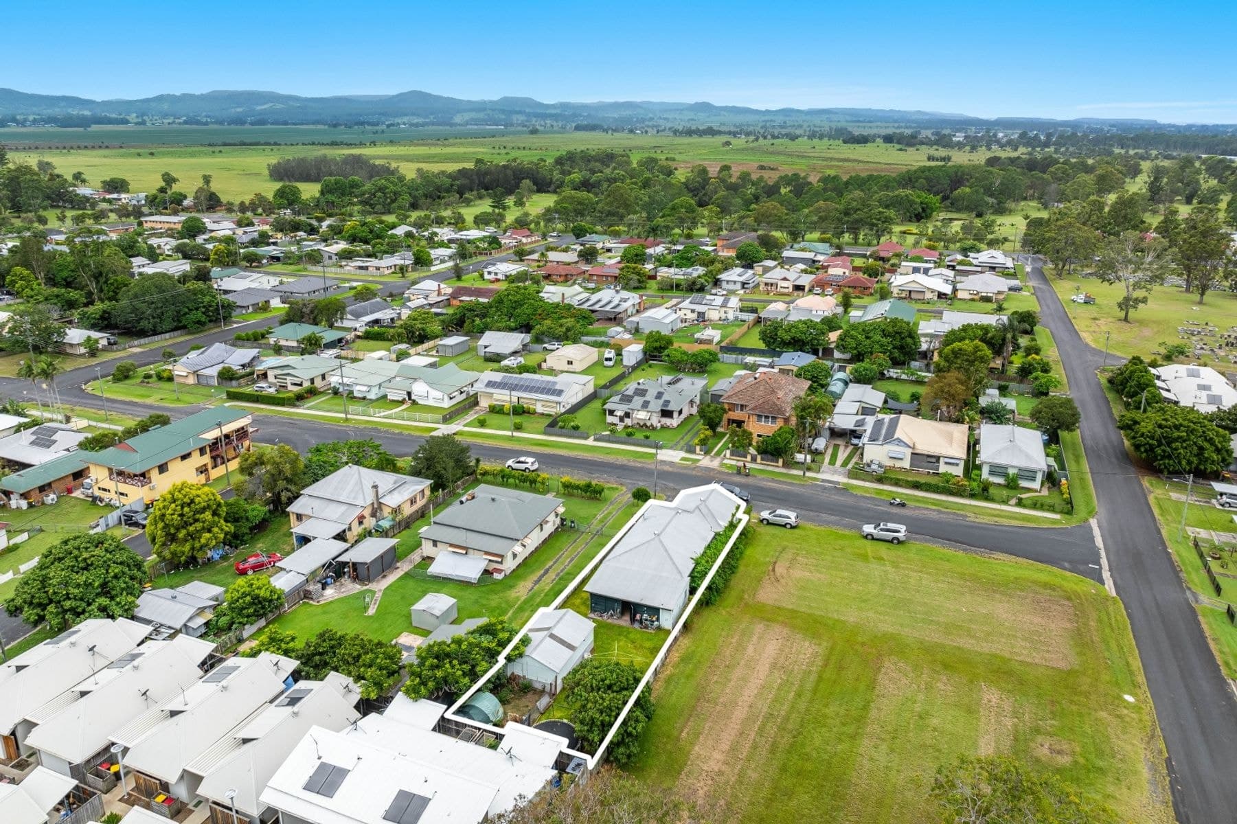 2 Frederick Street, Casino NSW 2470, Casino - Image 1