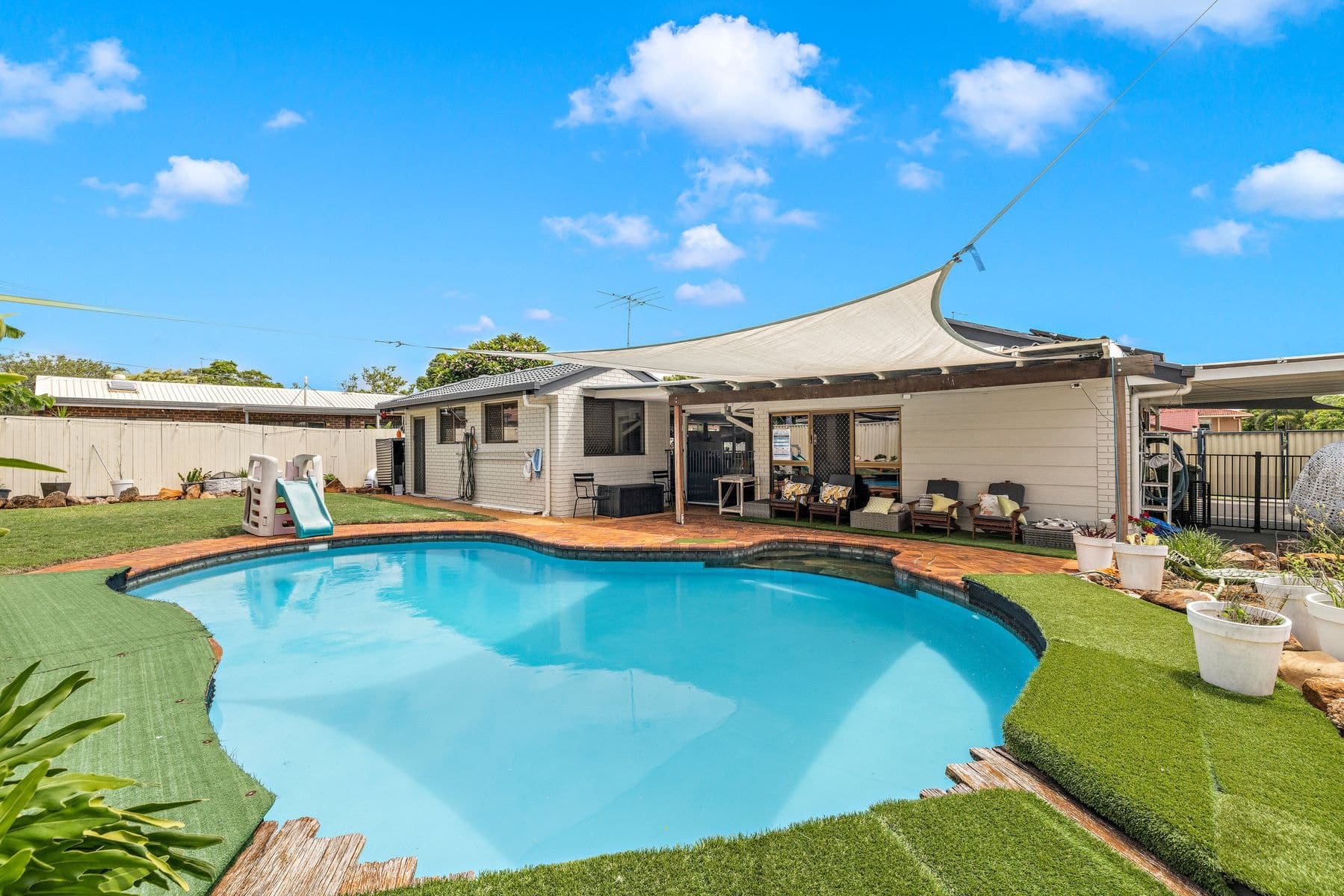 11 Angela Crescent, Cleveland QLD 4163, Cleveland - Thumbnail 2