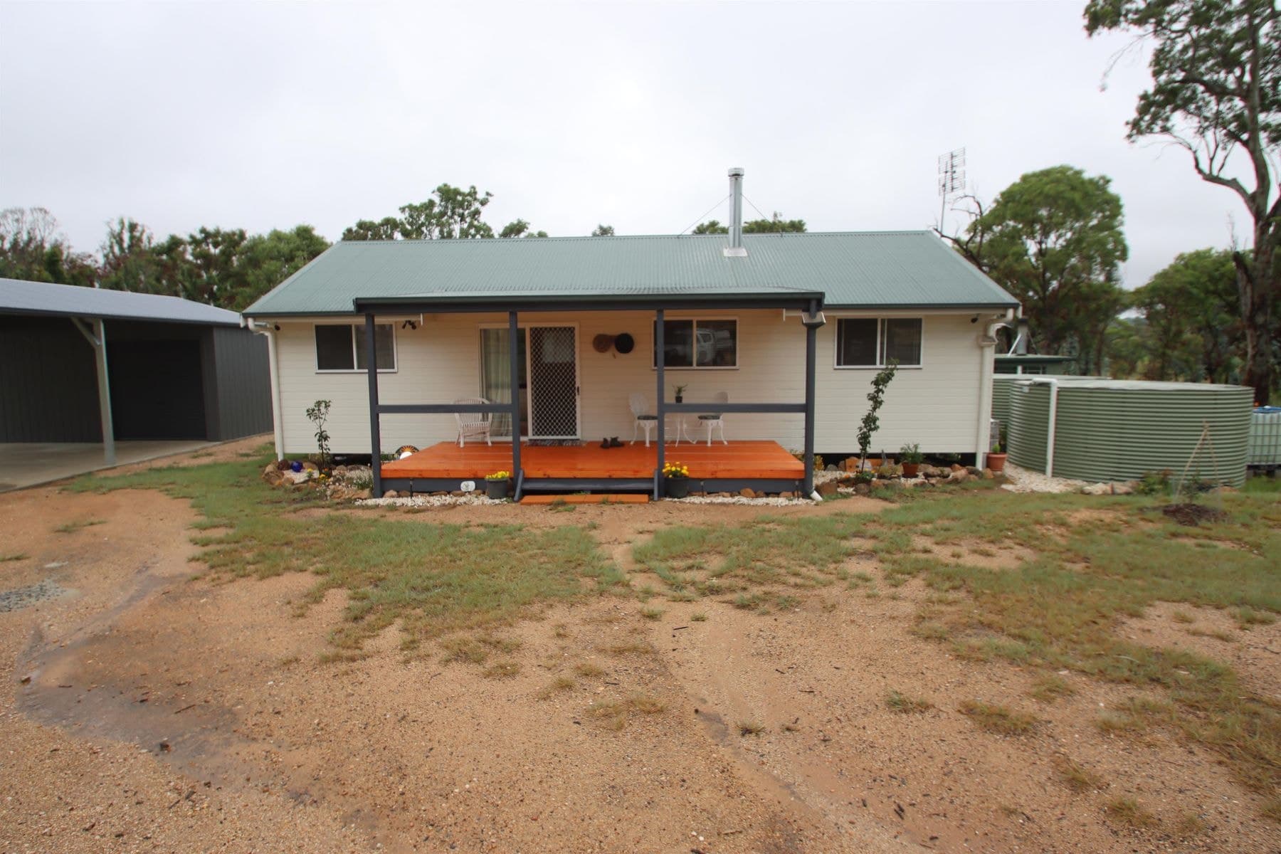 45 Ballandean Street, Jennings NSW 4383, Jennings - Thumbnail 2