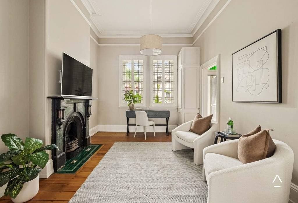 77 Gerard Street, Alexandria - Thumbnail 2