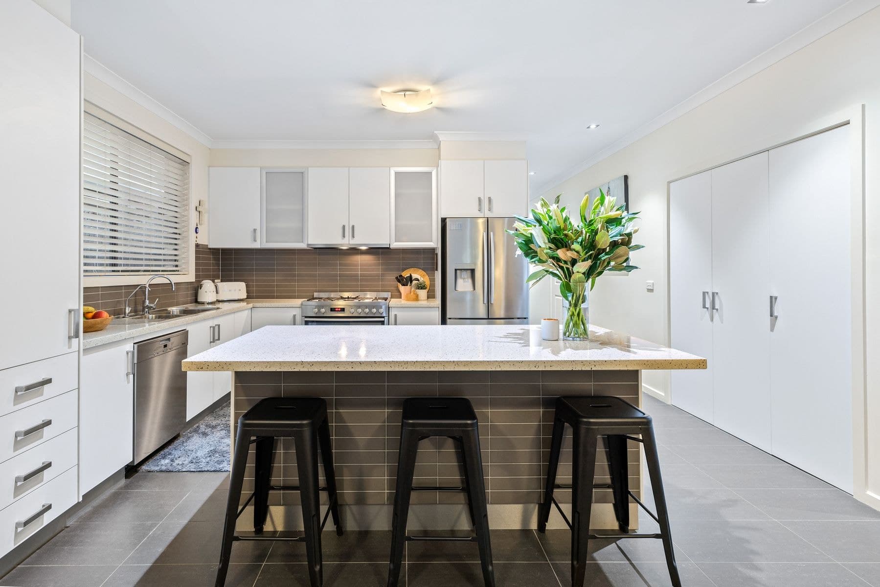 15 Watergum Court, Werribee VIC 3030, Werribee - Thumbnail 4