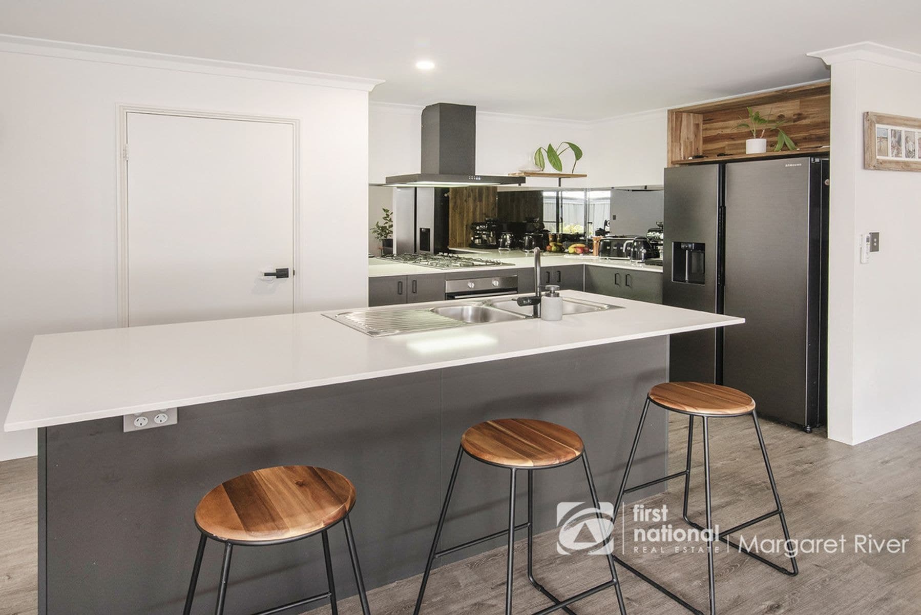 22 Greenwood Avenue, Margaret River WA 6285, Margaret River - Thumbnail 4