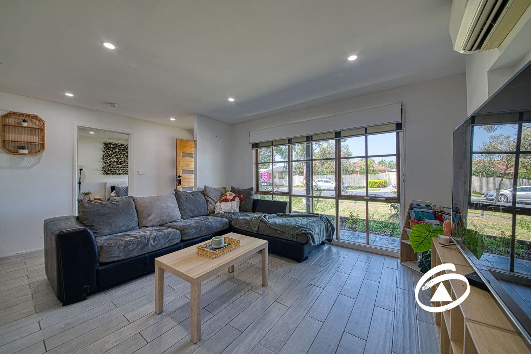 24 Barrington Drive, Pakenham VIC 3810, Pakenham - Thumbnail 3