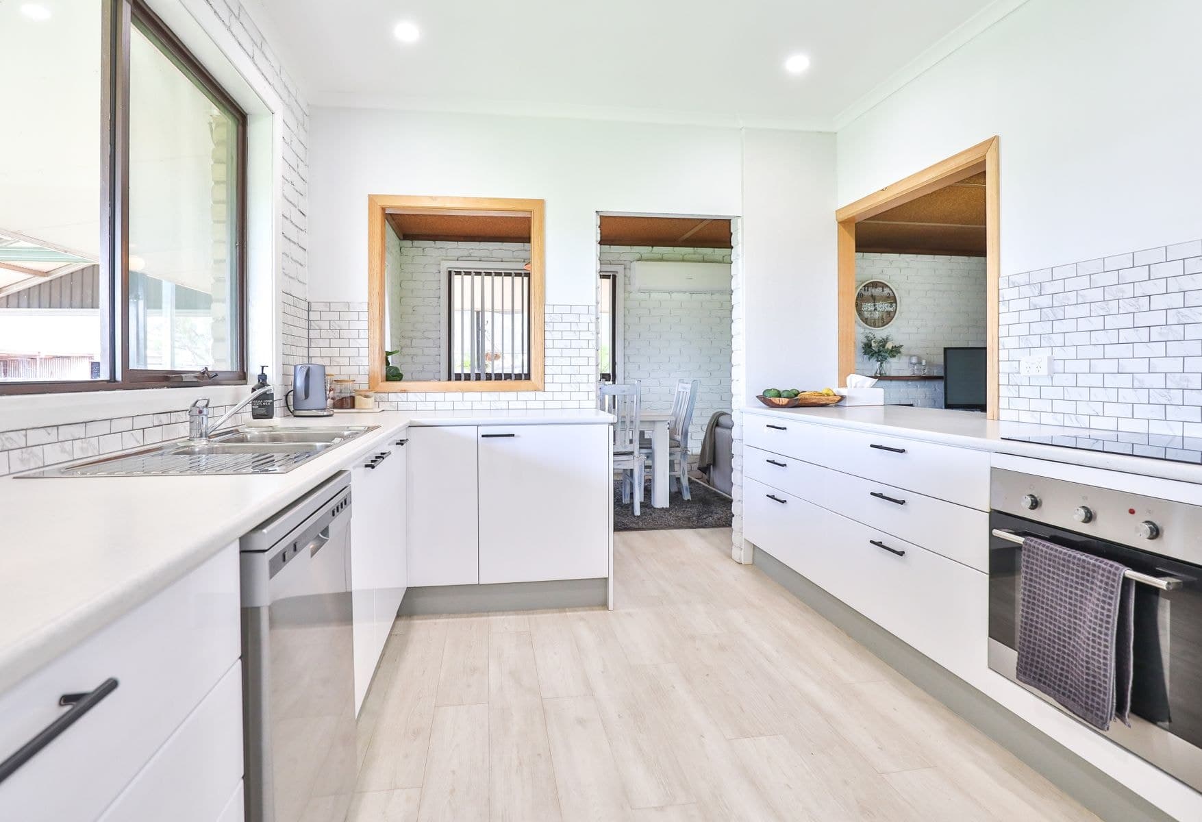 3330 Deakin Avenue, Mildura VIC 3500, Mildura - Thumbnail 2