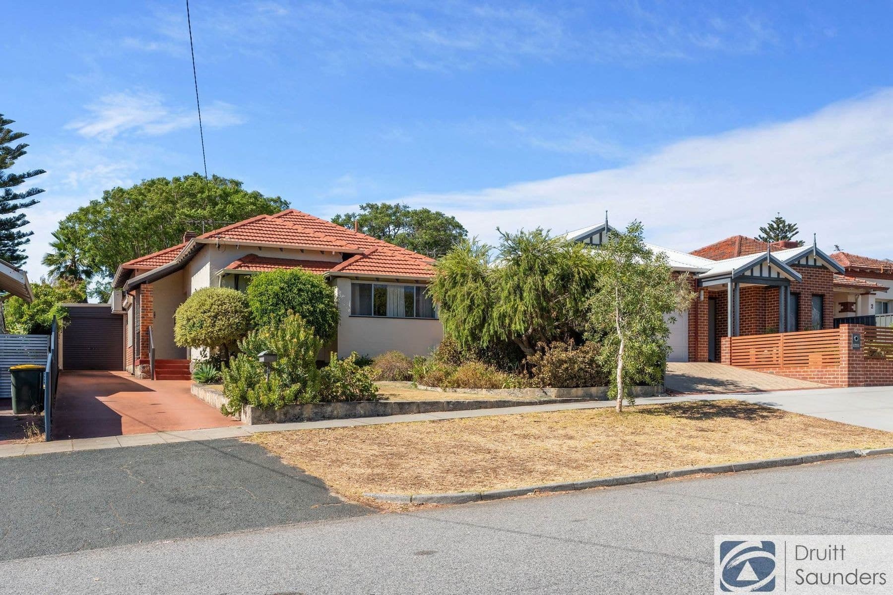 6 Blackford Street, Mount Hawthorn WA 6016, Mount Hawthorn - Thumbnail 2