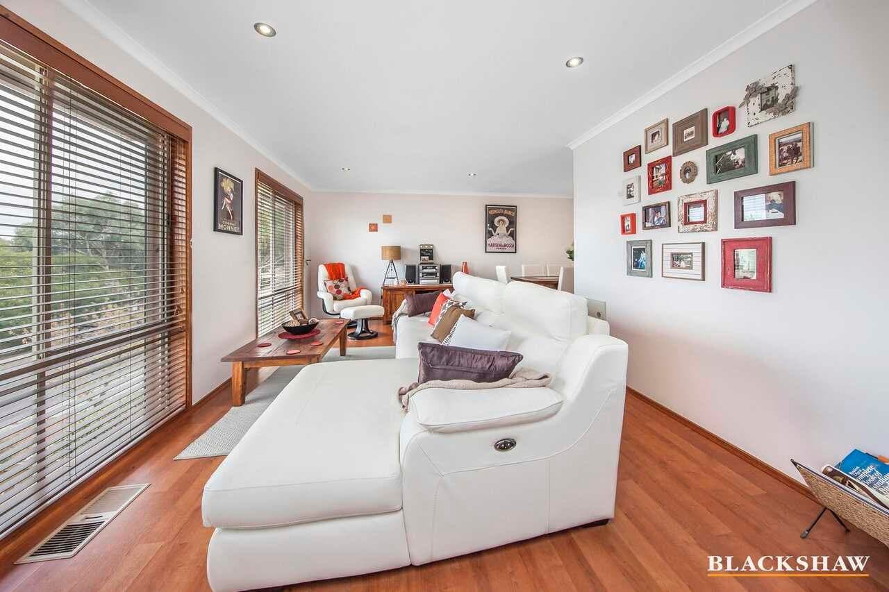 56 Fullerton Crescent, Richardson, Richardson - Thumbnail 2