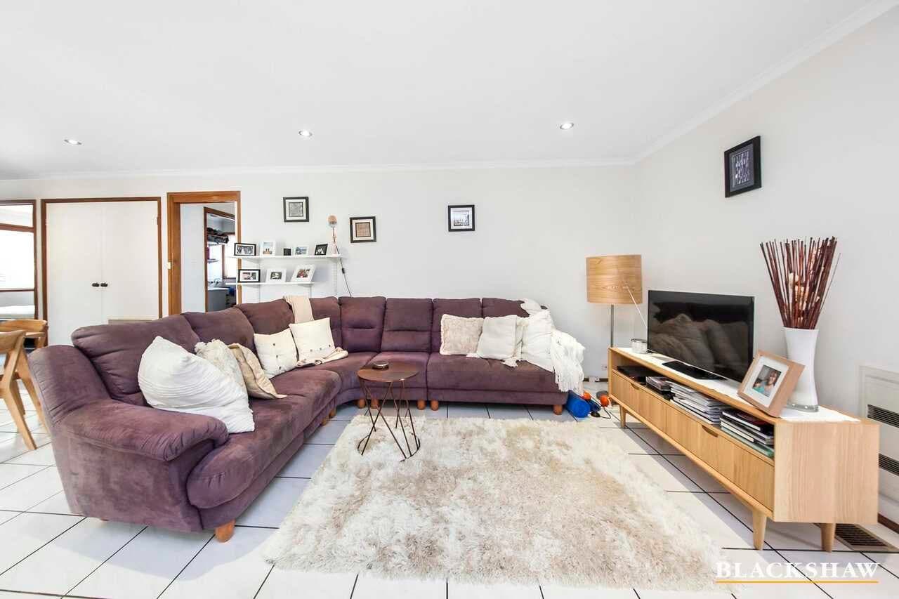 56 Fullerton Crescent, Richardson, Richardson - Thumbnail 4