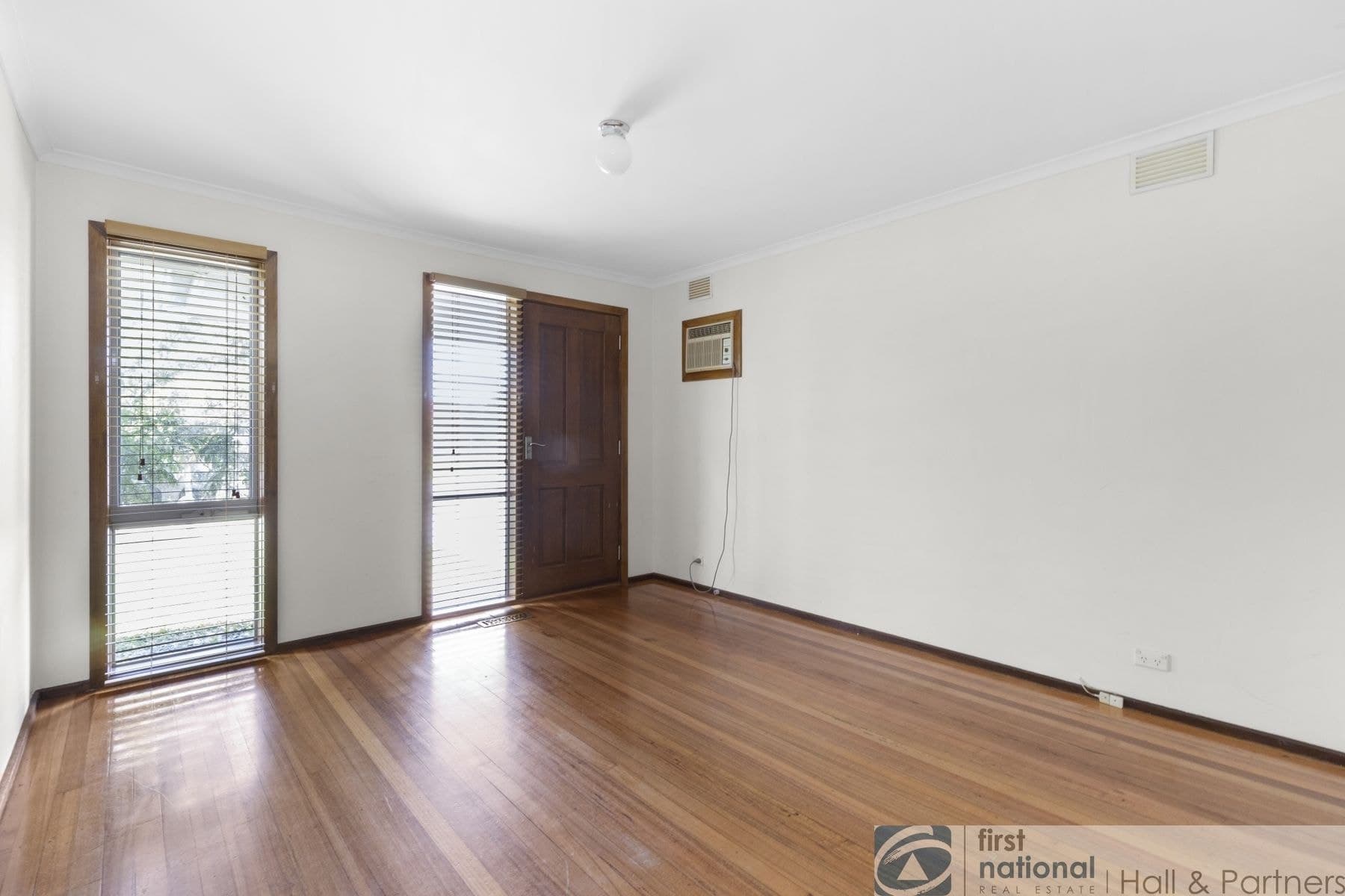 4 Redstart Street, Doveton VIC 3177, Doveton - Thumbnail 2